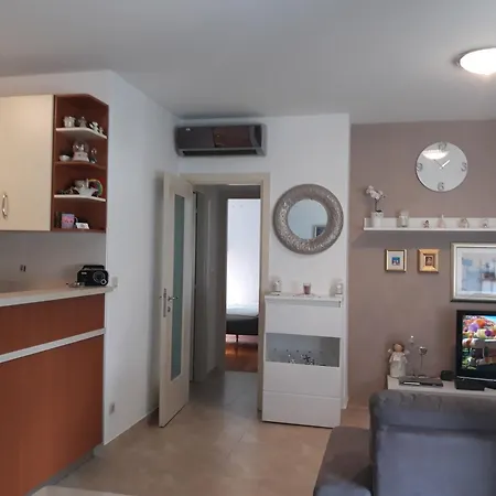 Apartment Luxury 1 Bedroom App Center&balcony Free Parking